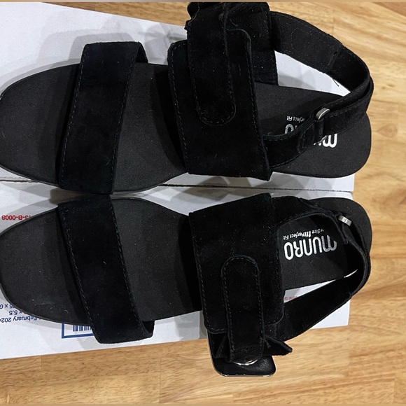 USED MUNRO SANDAL-  Ashlin Slingback - Picture 2 of 9